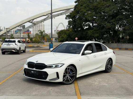 BMW 320i 2.0 16V TURBO FLEX M SPORT AUTOMÁTICO BMW 320i 2.0 16V TURBO FLEX M SPORT AUTOMÁTICO